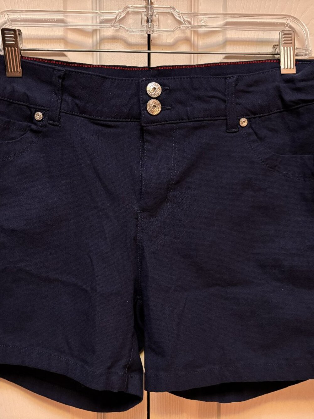 Sabrina Lauren Navy Stretch Shorts Size 14 Silver Button Detail Career Golf Casu